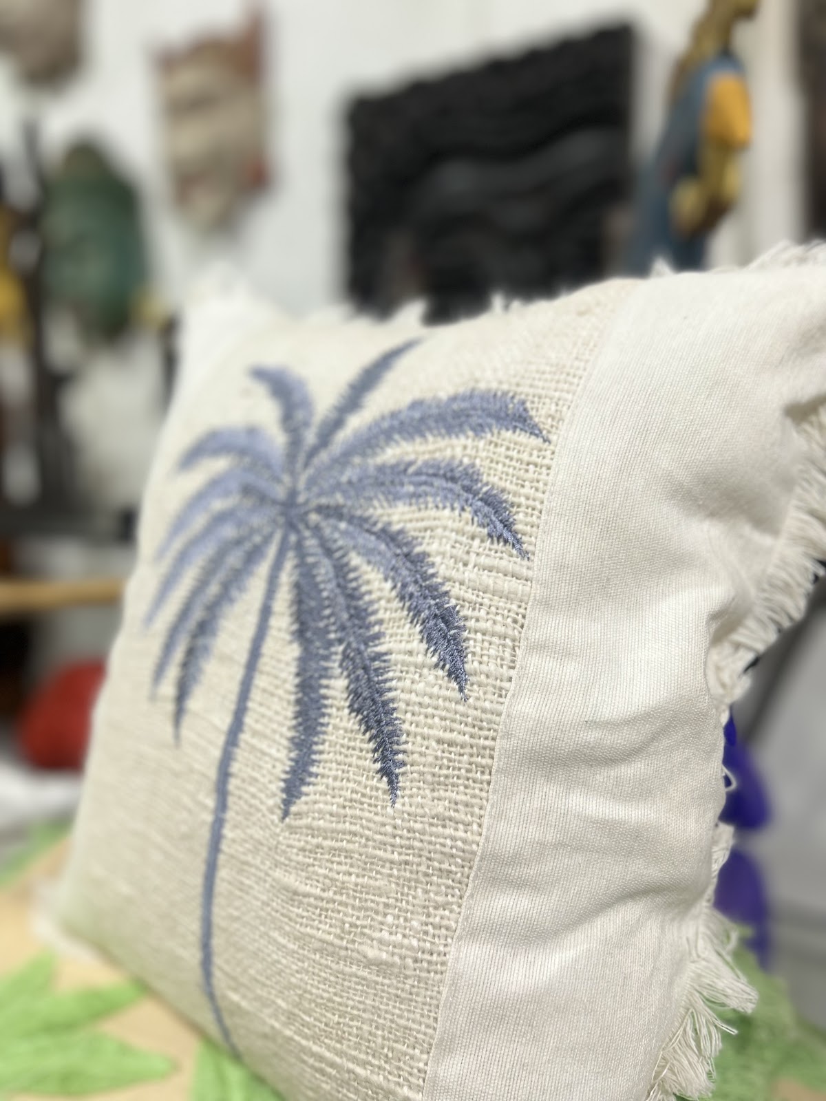 Bantal Tenun Pohon Kelapa Biru Denim Fringe